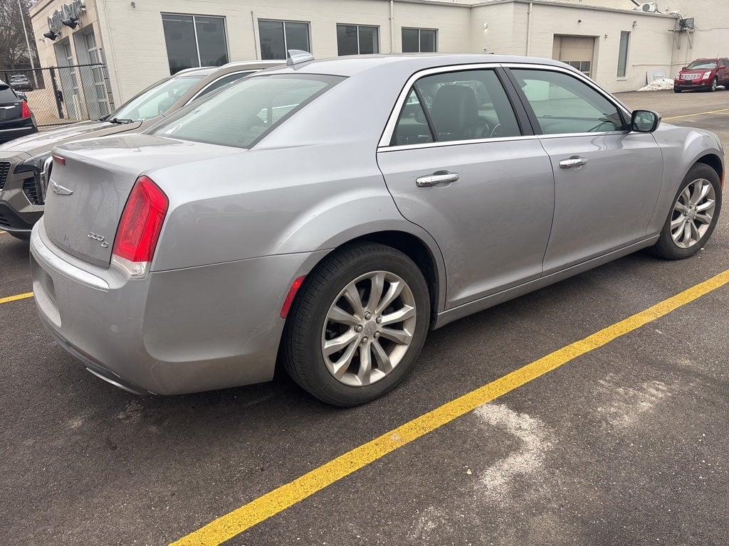 2016 Chrysler 300 C