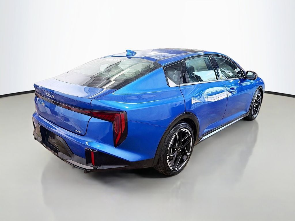 2025 Kia K4 GT-Line