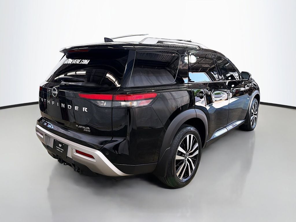 2024 Nissan Pathfinder Platinum