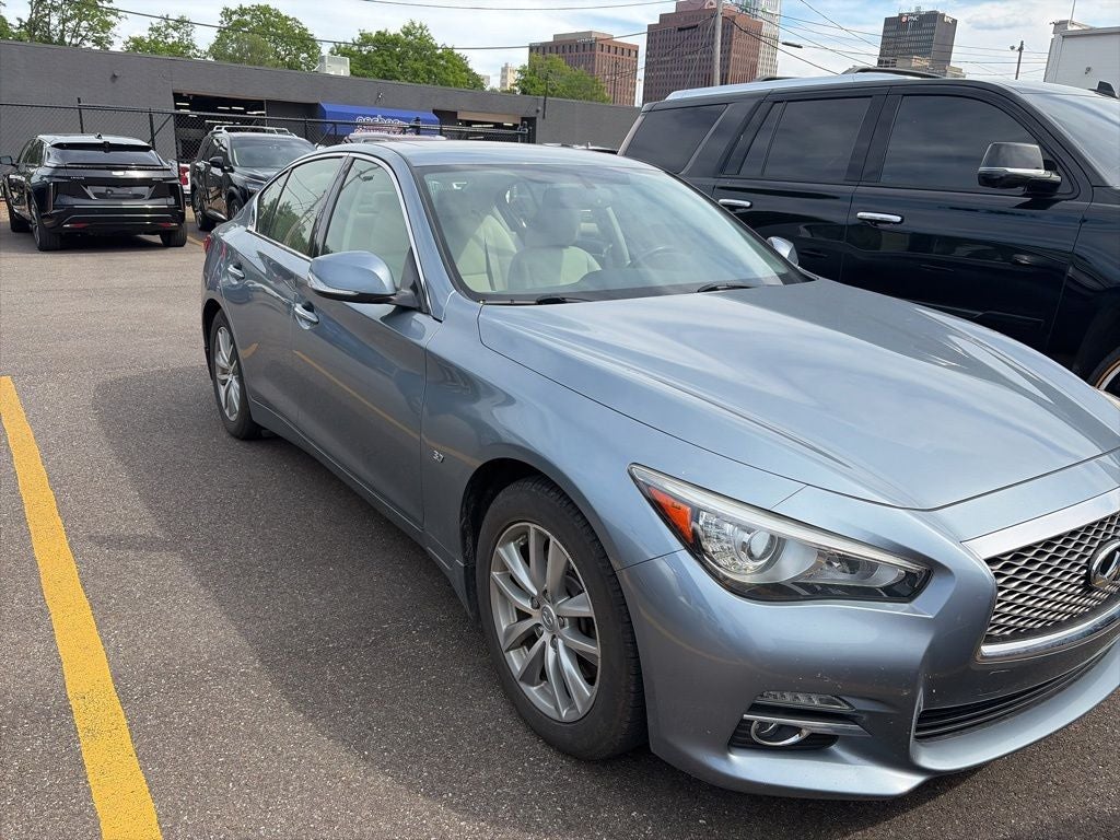 2015 INFINITI Q50 Premium