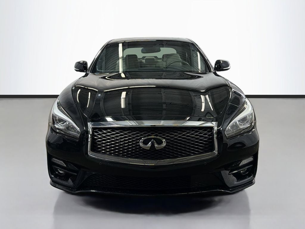 2016 INFINITI Q70 3.7X