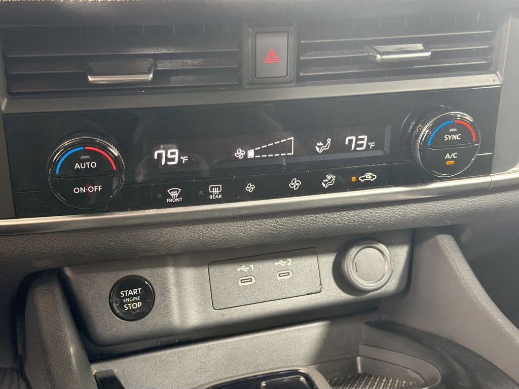 2025 Nissan Rogue SV
