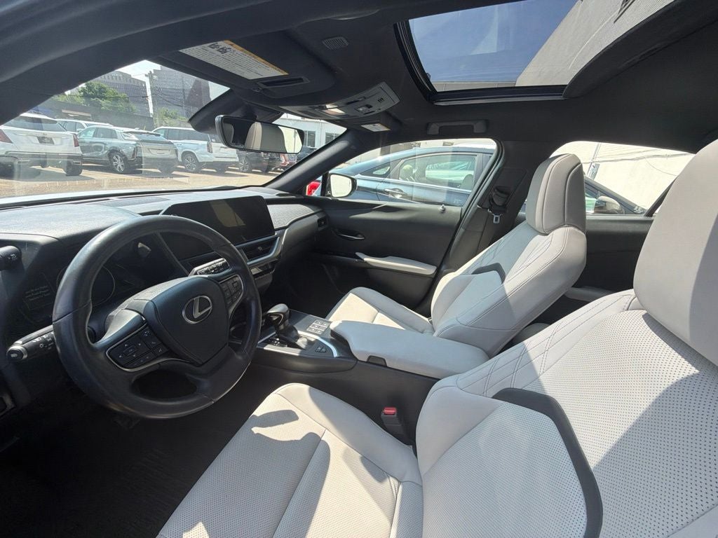 2023 Lexus UX 250h Premium