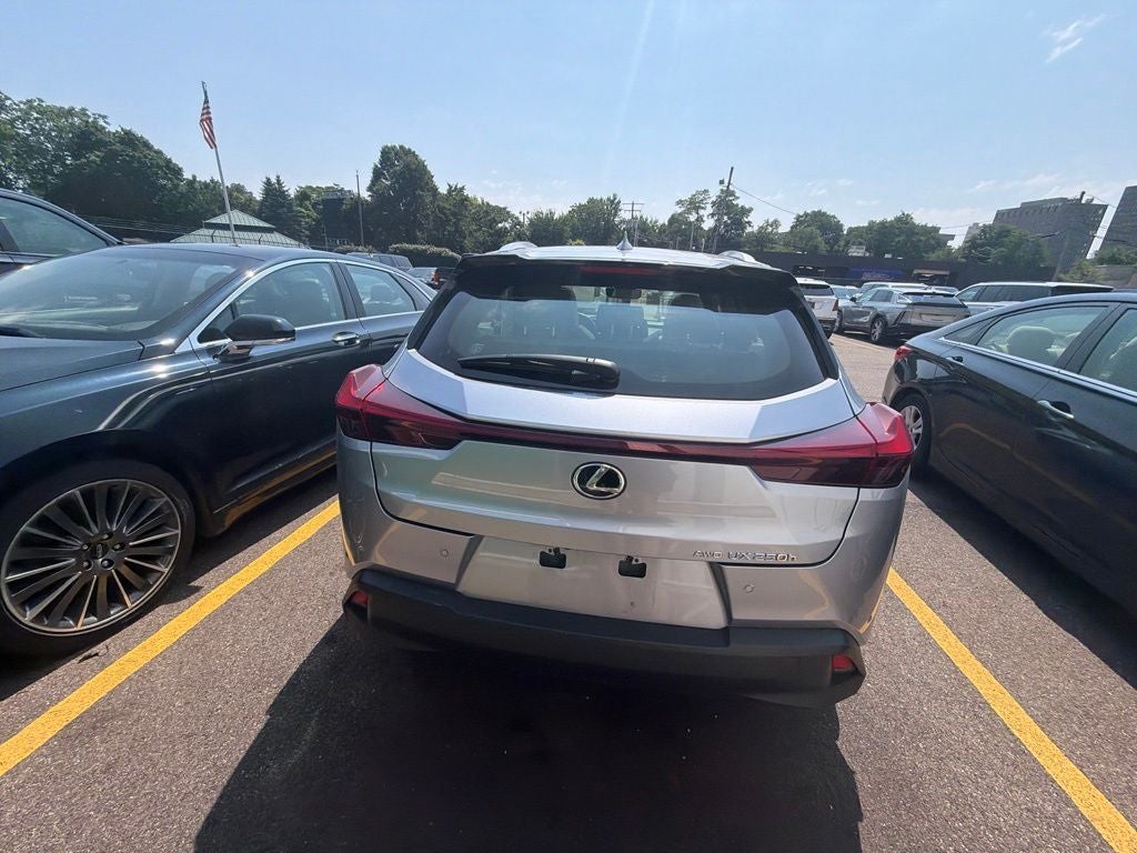 2023 Lexus UX 250h Premium