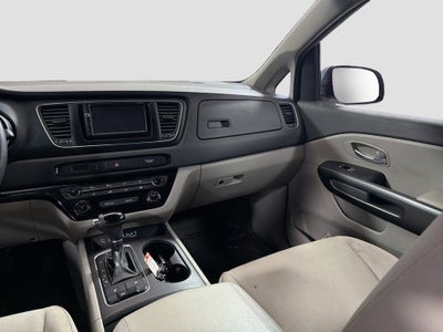 2015 Kia Sedona LX