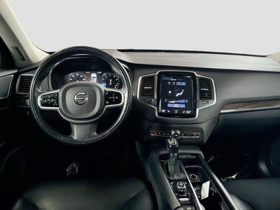 2019 Volvo XC90 T6 Momentum